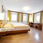 Sonnenhof Hotel 4*